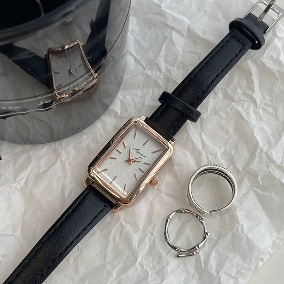Alloy Square Retro Simple Quartz Watch For Female With Ordinary Glass Mirror And Leisure Style