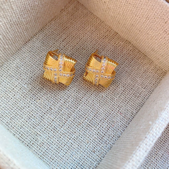 Alloy Square Women's Earrings With Real Gold Electroplating Light Luxury Fashion