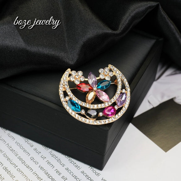 Alloy Star Shaped Diamond Encrusted Brooch Jewelry With Electroplating Processing