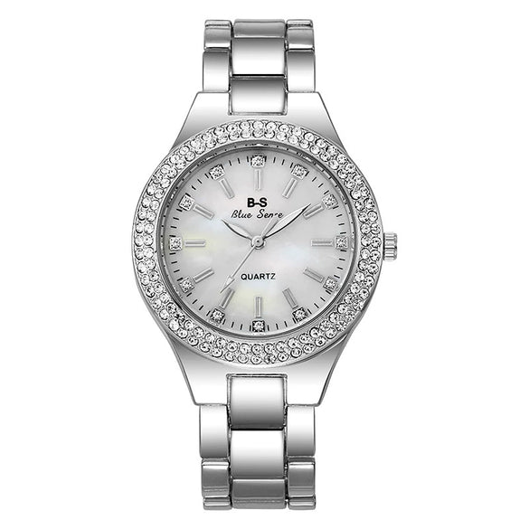 Alloy Steel Quartz Watch Casual Style Round Dial For Women