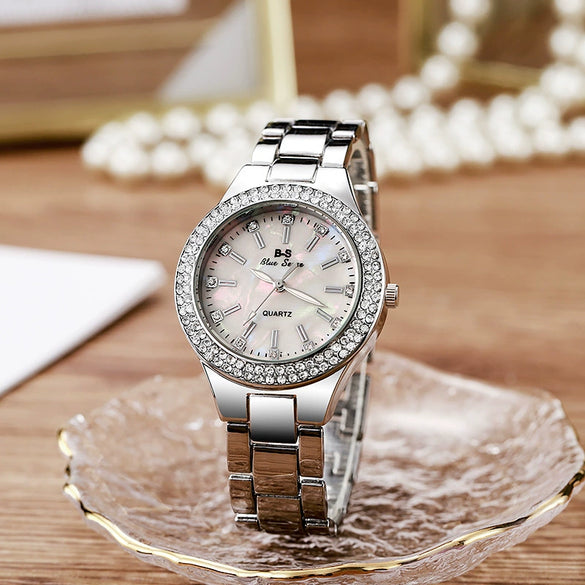 Alloy Steel Strip Quartz Women's Watch Diamondencrusted Fashion Elegant Round