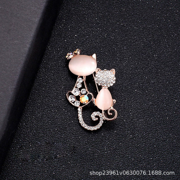 Alloy Swan Brooch With Flower Pattern Electroplated For Women Retro Style Jewelry Accessories