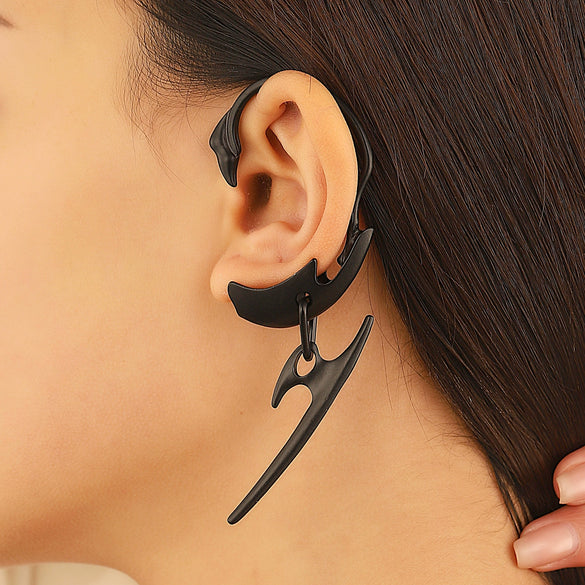 Alloy Thorn Spine Bone Mechanical Style Electroplated Ear Clip For Men And Women