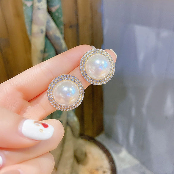 Alloy Women's Geometric Diamond Design Round Earrings