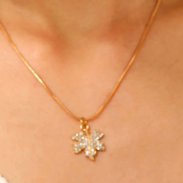 Alloy Zircon Maple Leaf Pendant Set Electroplated Women's Jewelry Necklace Earrings