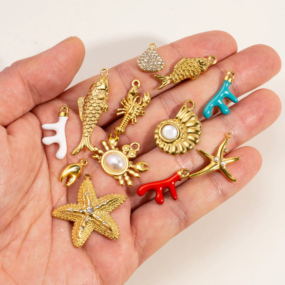 Animal Style Stainless Steel Ocean Element Pendant Necklace And Bracelet Accessories With Electroplating Process