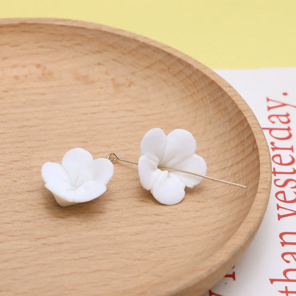 Artificial Ceramic Flower Perforated Beaded Handmade Earrings Hairpin Phone Case Accessories