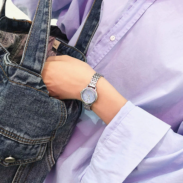 Artistic Alloy Metal Chain Watch For Female Middle School Students Round Dial Retro Style