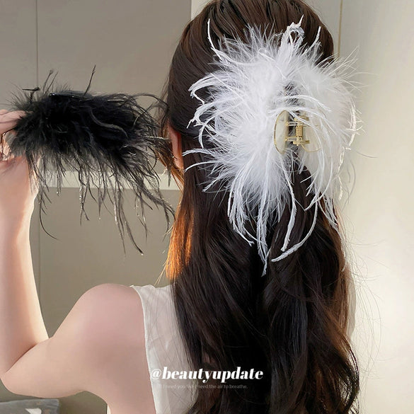 Autumn And Winter Super Fairy Ostrich Feather Hair Clip Handmade Niche Design High Grade Sense Grab Clip For Women