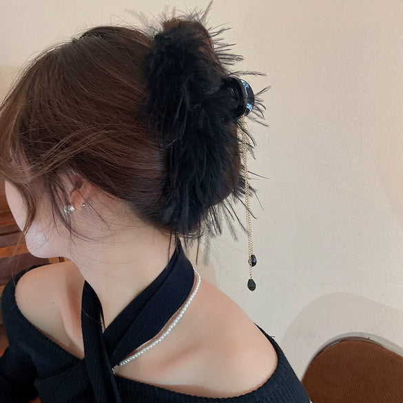 Autumn And Winter Super Fairy Ostrich Feather Hair Clip Handmade Niche Design High Grade Sense Grab Clip For Women