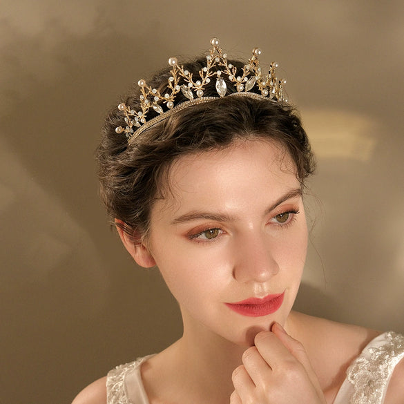 Baroque Bridal Crown Headdress With Rhinestone And Pearl Branch Design Alloy Stage Performance Headpiece For Women