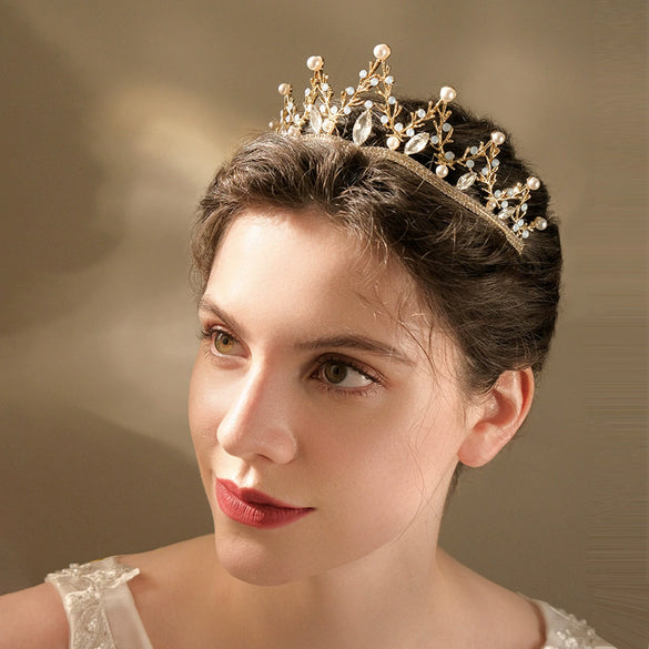Baroque Bridal Crown Headdress With Rhinestone And Pearl Branch Design Alloy Stage Performance Headpiece For Women