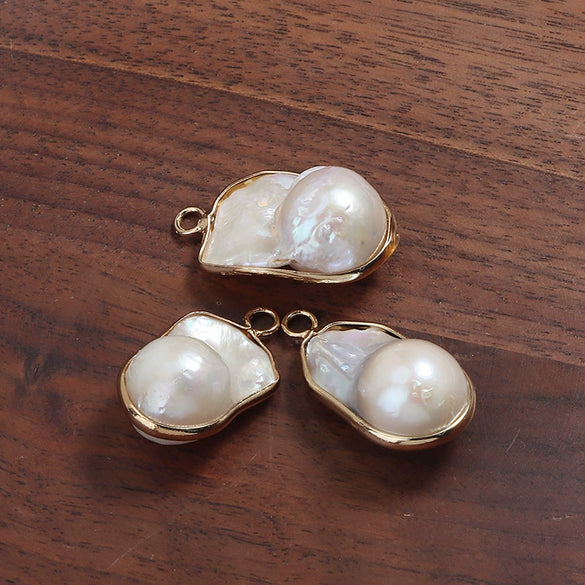 Baroque Fishtail Gilt Copper Goldplated Natural Freshwater Pearl Pendant Earrings Accessories