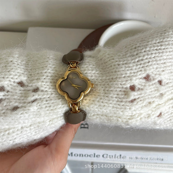 Belt Bracelet Watch Women Medieval Style Alloy Stainless Steel Four Leaf Clover Flower Shape