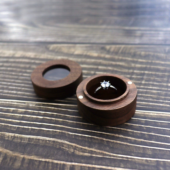 Black Walnut Wooden Round Ring Storage Box Portable Gift Packaging Proposal Ring Box
