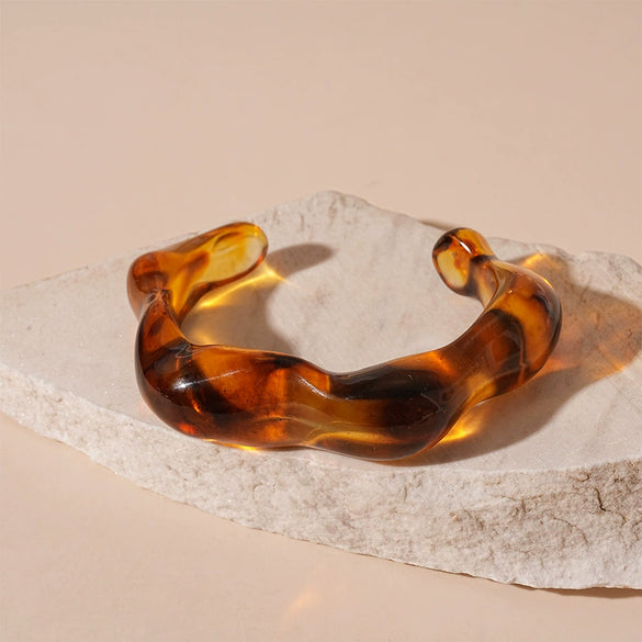 Blooming Irregular Geometric Resin Acrylic Bracelet With Dripping Oil Processing Fashion Light Luxury Jewelry