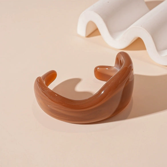 Blooming Irregular Geometric Resin Acrylic Bracelet With Dripping Oil Processing Fashion Light Luxury Jewelry