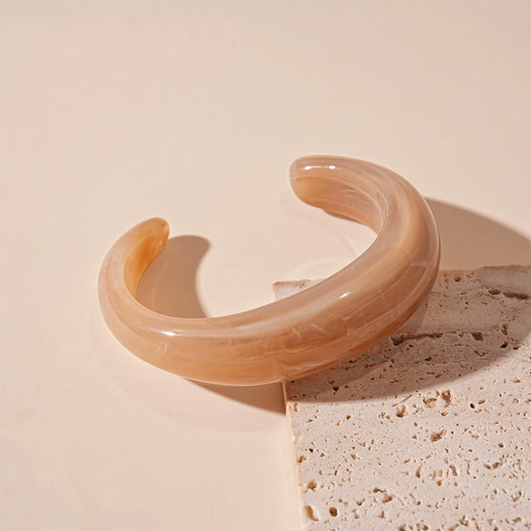 Blooming Irregular Geometric Resin Acrylic Bracelet With Dripping Oil Processing Fashion Light Luxury Jewelry