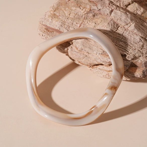 Blooming Irregular Geometric Resin Acrylic Bracelet With Dripping Oil Processing Fashion Light Luxury Jewelry