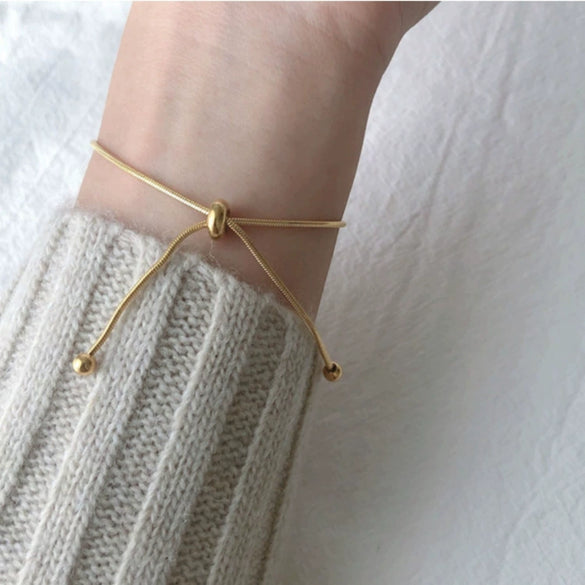 Bow Shaped Retro Light Luxury Adjustable Non Fading Gold 18K Electroplated Titanium Steel Women's Bracelet