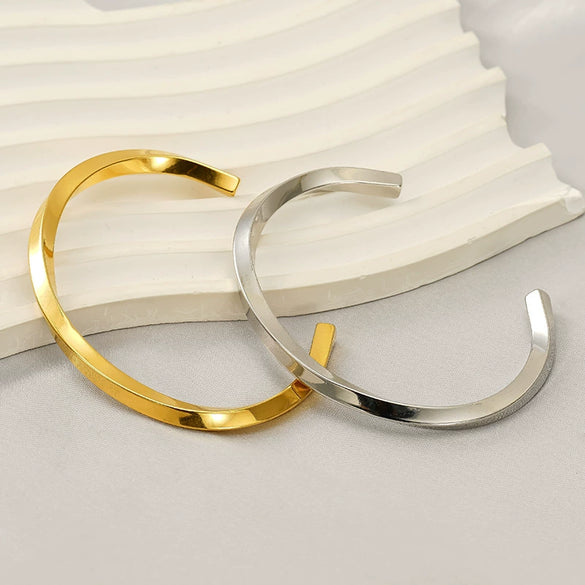 Bracelet Stainless Steel Twisted C Shaped Electroplated Geometric Fashion For Women And Couple