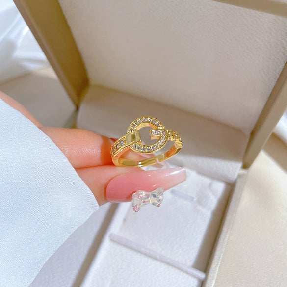 Brass Gshaped Crown Ring With Electroplating For Women