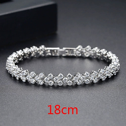 Brass Heart Shaped Zircon Bracelet For Women Fashion Electroplated Gemstone Bangle Gift Jewelry