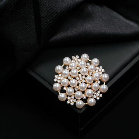 Brooch Zinc Alloy Flower Electroplating For Women