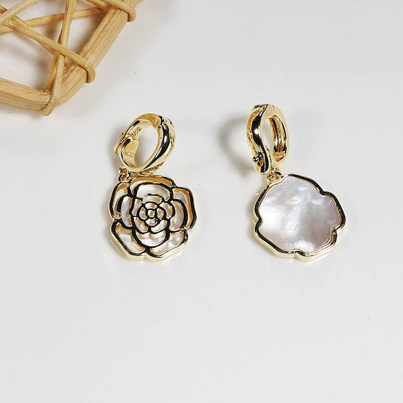 Buckle Copper Seawater Shell Abalone Shell Inlaid Electroplating Fashionable Detachable Pendant Matching Item