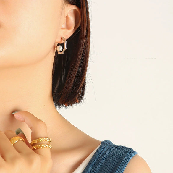 C Shaped Elegant Simple All Match Female Imitation Pearl Gold Plated Electroplated Ear Jewelry With Geometric Design