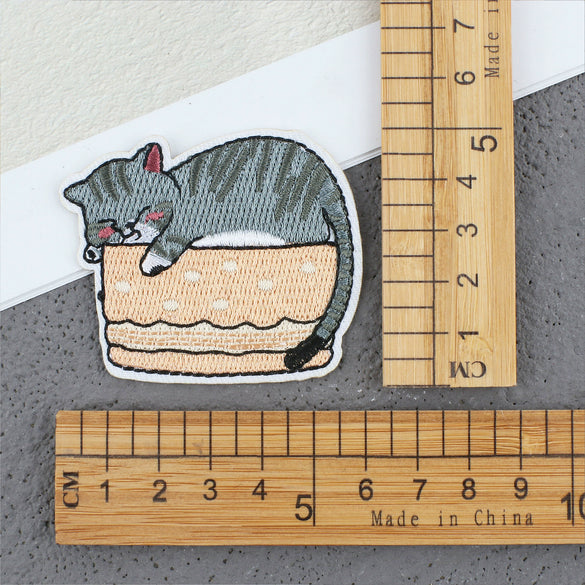 Cartoon Kitten Computerembroidered Ironon Patches Polyester Fabric Clothing Decorative Appliques