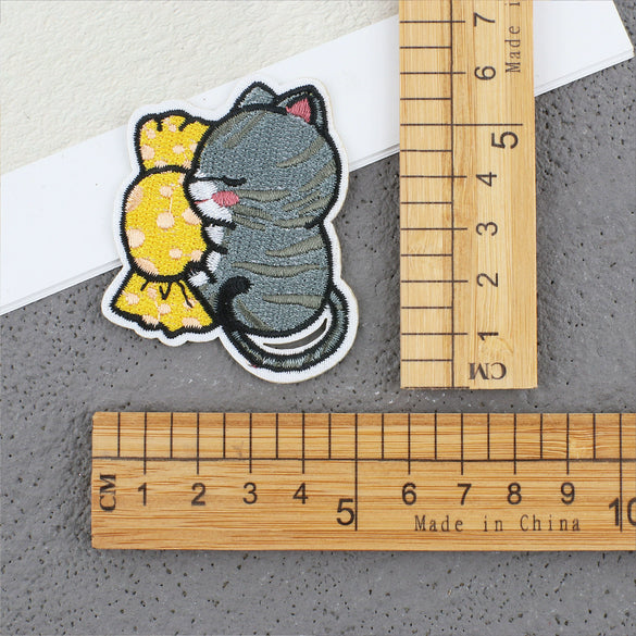 Cartoon Kitten Computerembroidered Ironon Patches Polyester Fabric Clothing Decorative Appliques