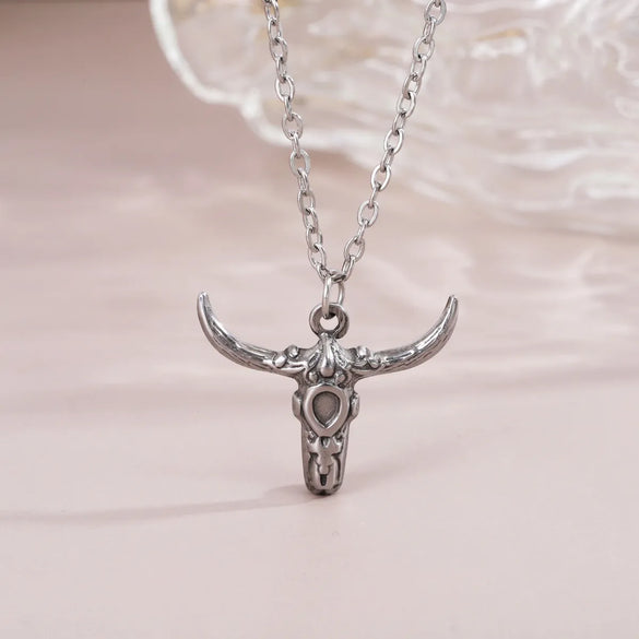 Casual Cattle Stainless Steel Handmade Pendant Necklace