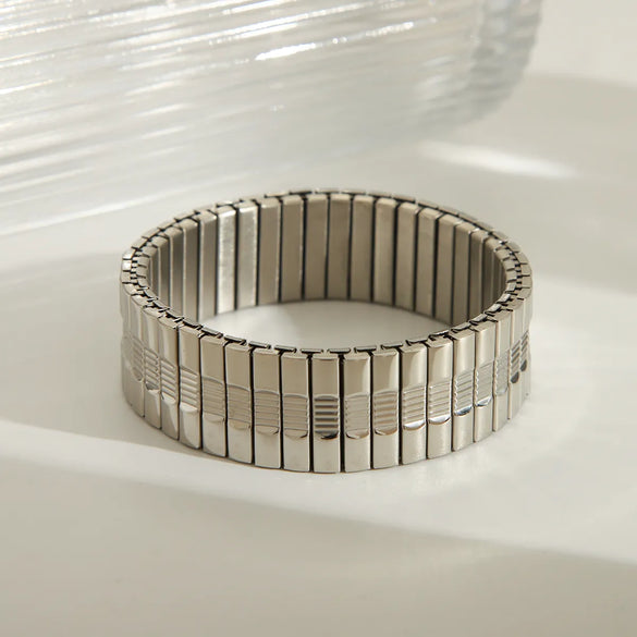 Casual Classic Style Commute Solid Color 304 Stainless Steel 18K Gold Plated Bangle In Bulk