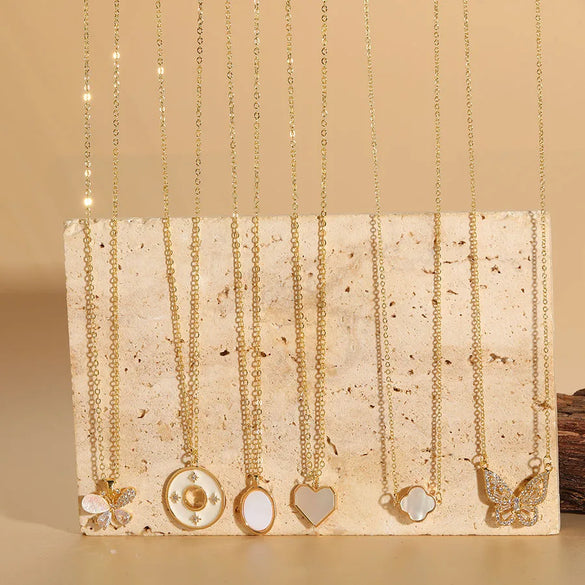 Casual Classic Style Four Leaf Clover Butterfly Copper Plating Inlay Zircon 14k Gold Plated Pendant Necklace