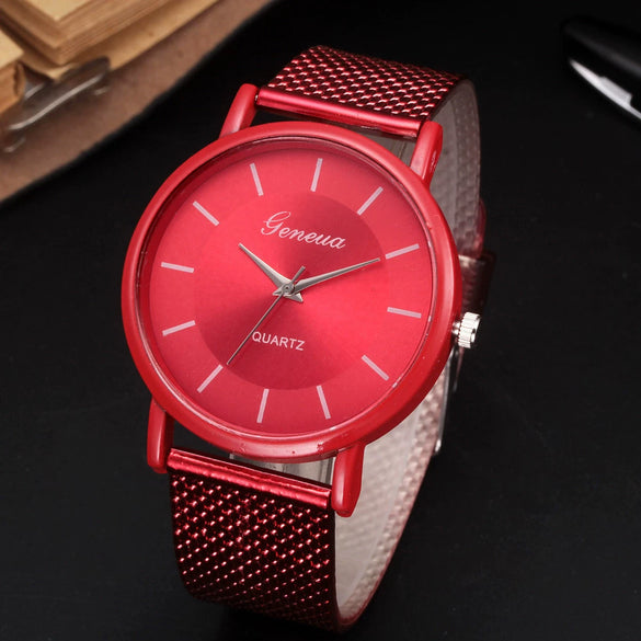 Casual Fashion Quartz Wrist Watch With Plastic Case Plastic Strap Stainless Steel Clasp And Round Dial