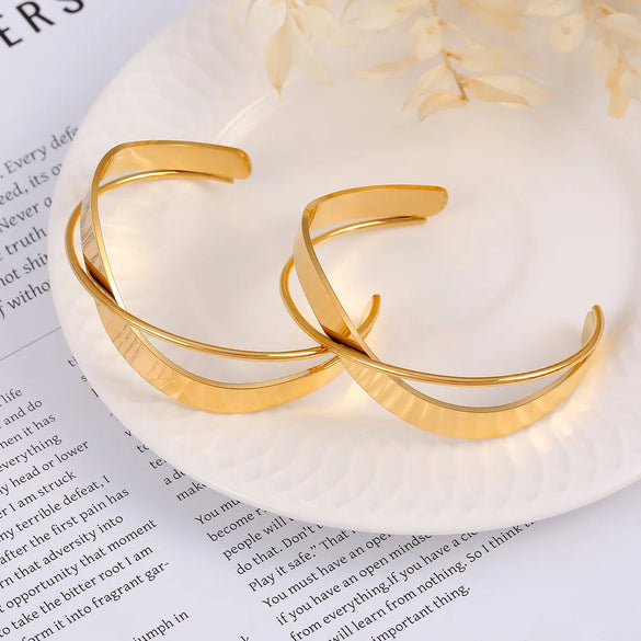 Casual Simple Style Geometric Titanium Steel Wide Bracelet In Bulk