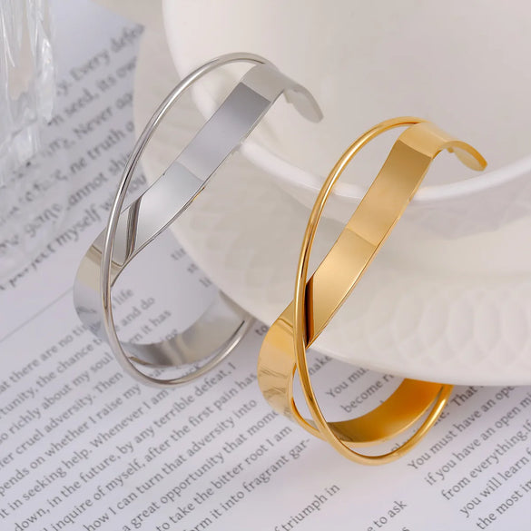 Casual Simple Style Geometric Titanium Steel Wide Bracelet In Bulk