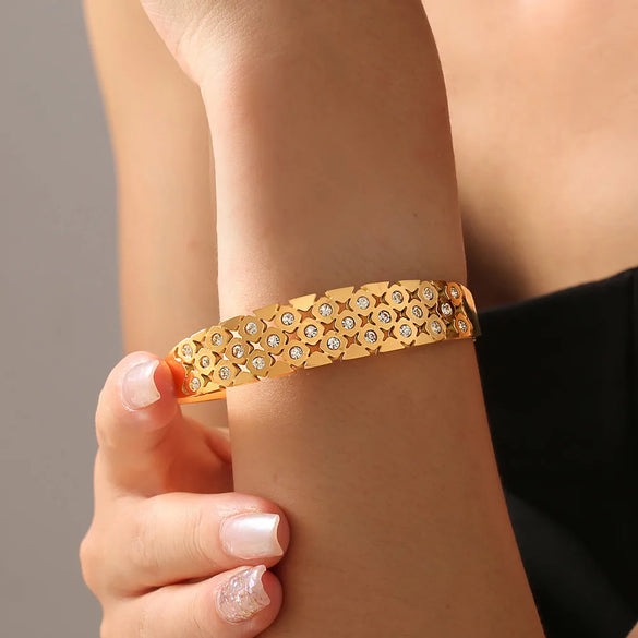 Casual Simple Style Round 304 Stainless Steel 18K Gold Plated Rhinestones Bangle In Bulk