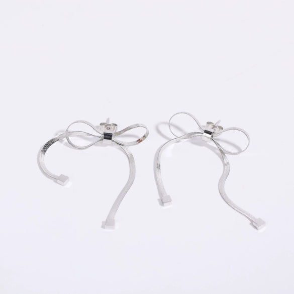 Choker Necklace Stainless Steel Titanium Steel Bow Snake Bone Style 18K Gold Plated Color Preservation Electroplating