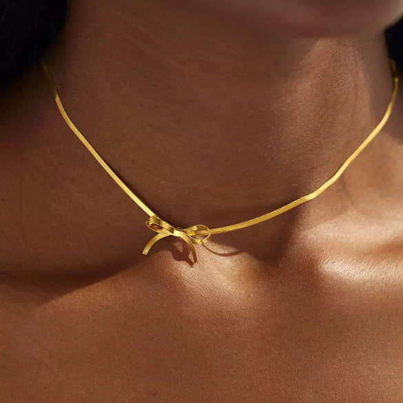 Choker Necklace Stainless Steel Titanium Steel Bow Snake Bone Style 18K Gold Plated Color Preservation Electroplating
