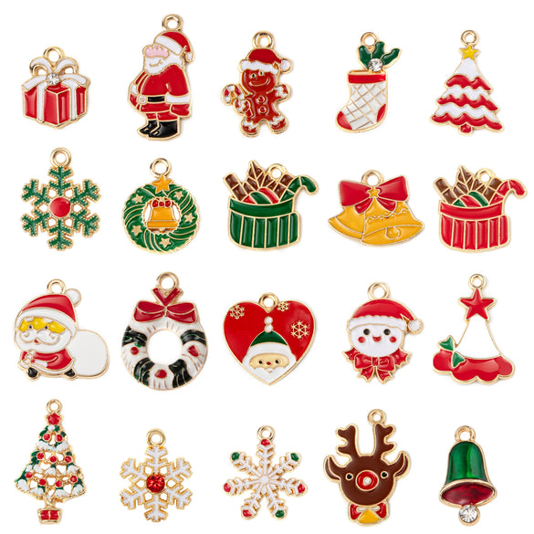 Christmas Alloy Enamel Deer Head Snowflake Gingerbread Man Bell Pendant Necklace With Electroplated Finish