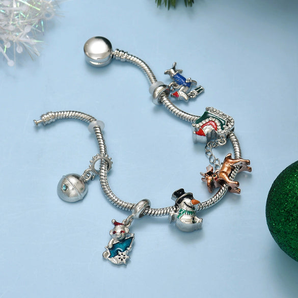 Christmas Cartoon Charm Bracelets Zinc Alloy Snowman Reindeer And Santa Pendants With Drip Oil Finish Minimalist Wholesale Jewelry