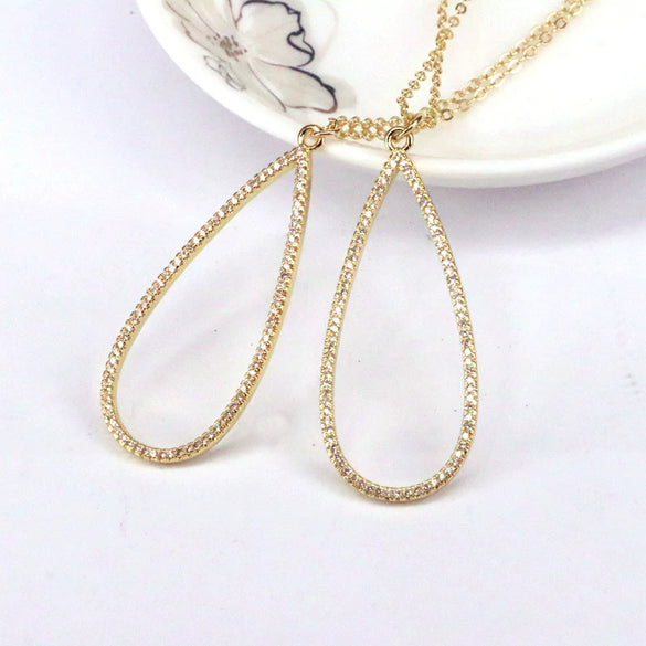 Classic Simple Copper Gold Plated Necklace With Micro Inlaid Zircon Water Drop Geometric Pendant On Water Wave Chain For Unisex Wear