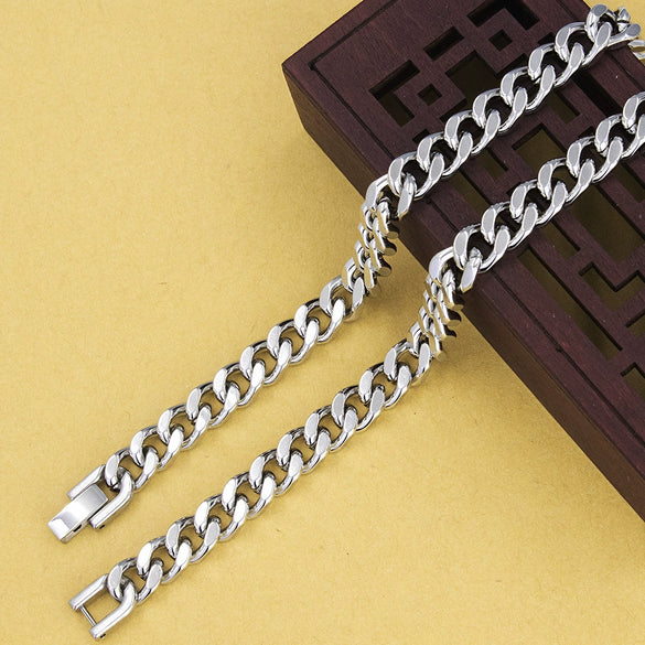 Classic Titanium Steel Thick Wide Flat Snake Bone Chain Necklace And Bracelet With Geometric Baked Paint Finish Unisex Jewelry
