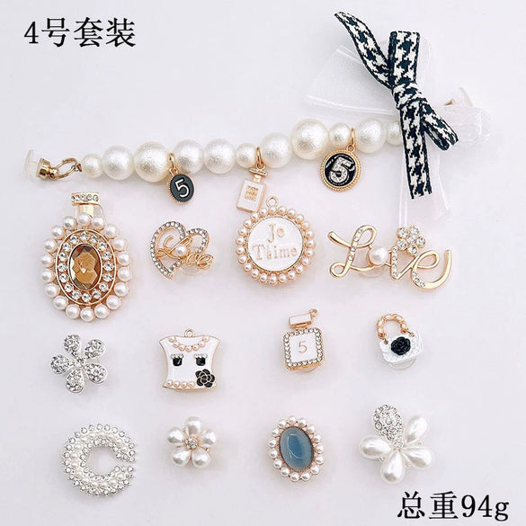 Clogs Diy Accessories Metal Decorations Removable Chain Shoe Buckles With Totem Pattern And Electroplating Treatment