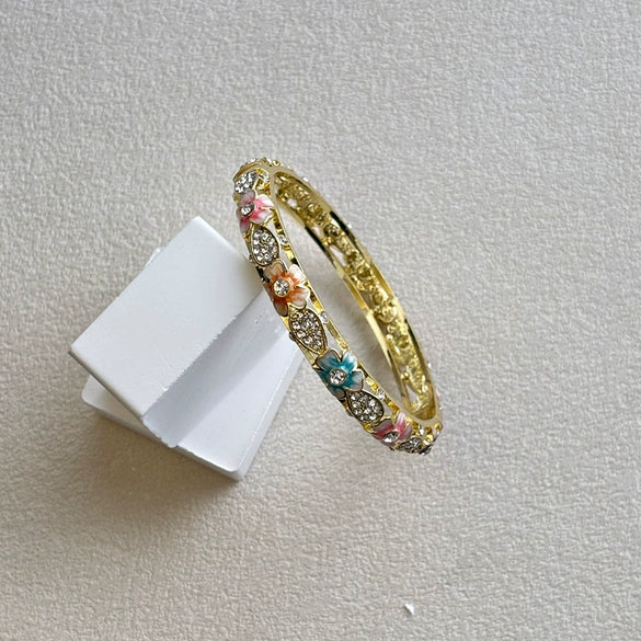 Cloisonné Openwork Floral Bracelet With Decorative Plated Finish Ethnic Style Jewelry Accessory