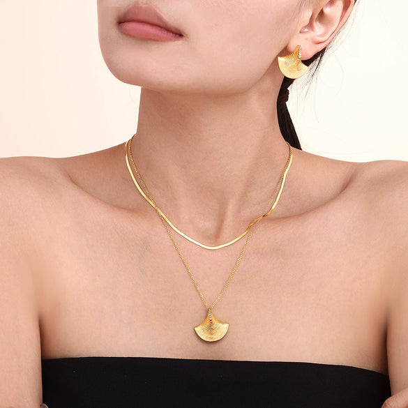 Cool Style Three Dimensional Fan Shells Zircon Pendant Necklace And Earrings Set In Titanium Steel With Electroplating For Women