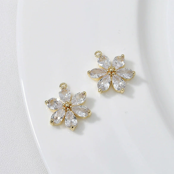 Copper Electroplated Zircon Daisy Flower Pendant Bracelet Necklace Accessories