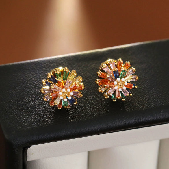 Copper Fashion Geometric And Flower Pattern Stud Earrings 18K Goldplated